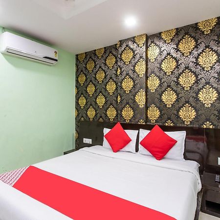 Capital O Swan Paradise Indore Buitenkant foto